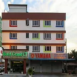 Grand Ct Hotel
