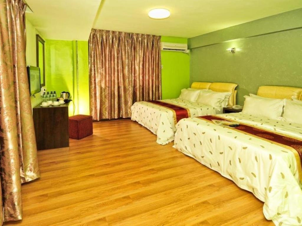 Grand Ct Hotel Hotel 2*