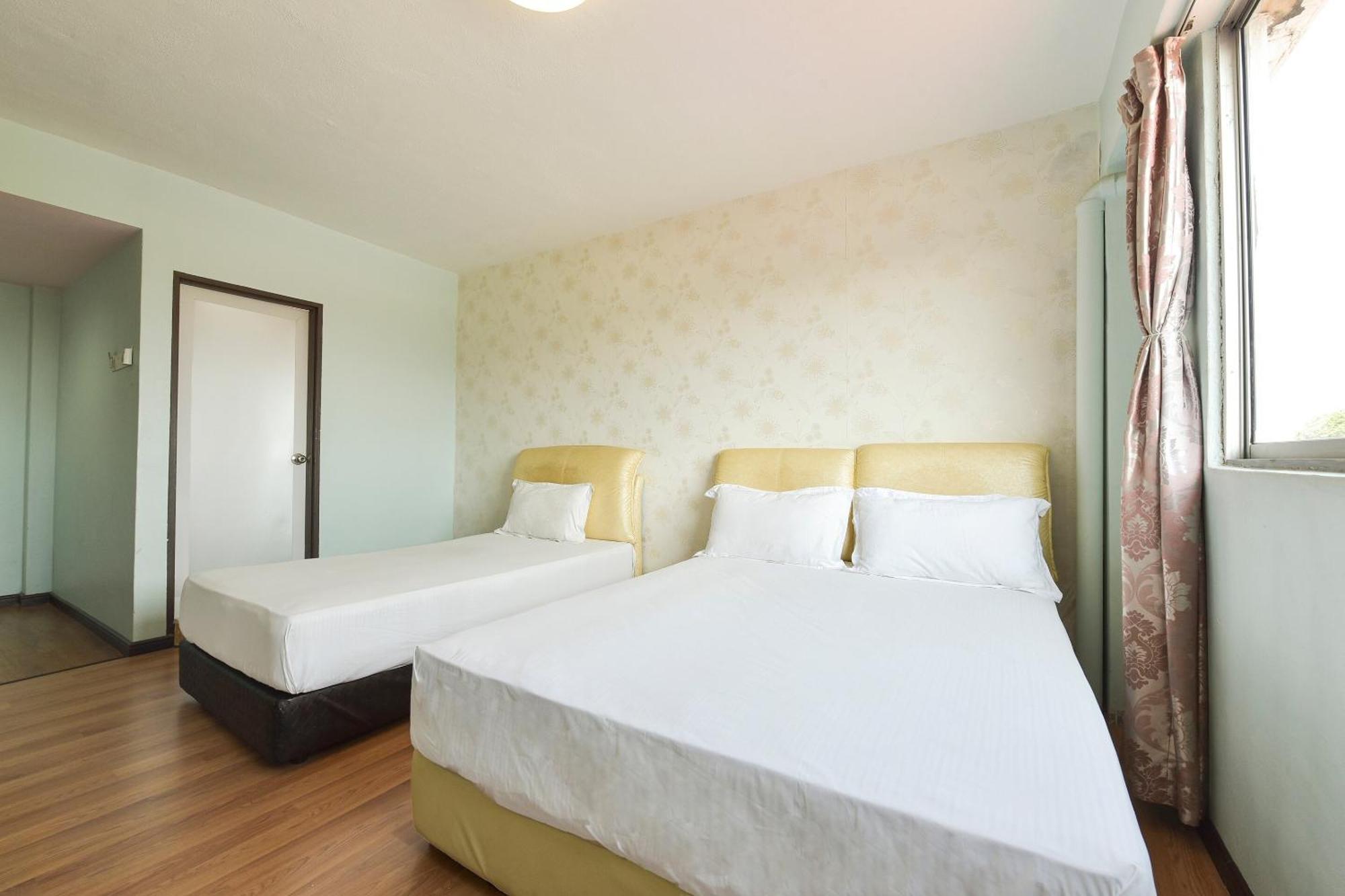 Grand Ct Hotel