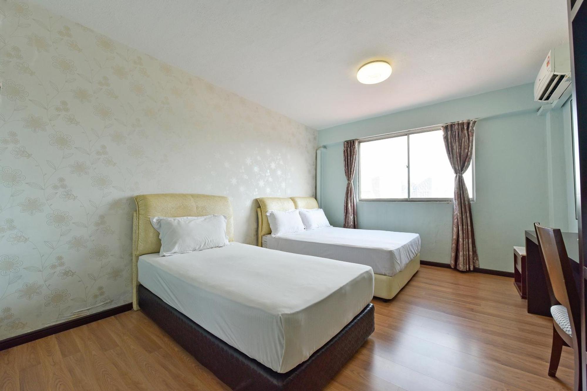 Grand Ct Hotel 2*