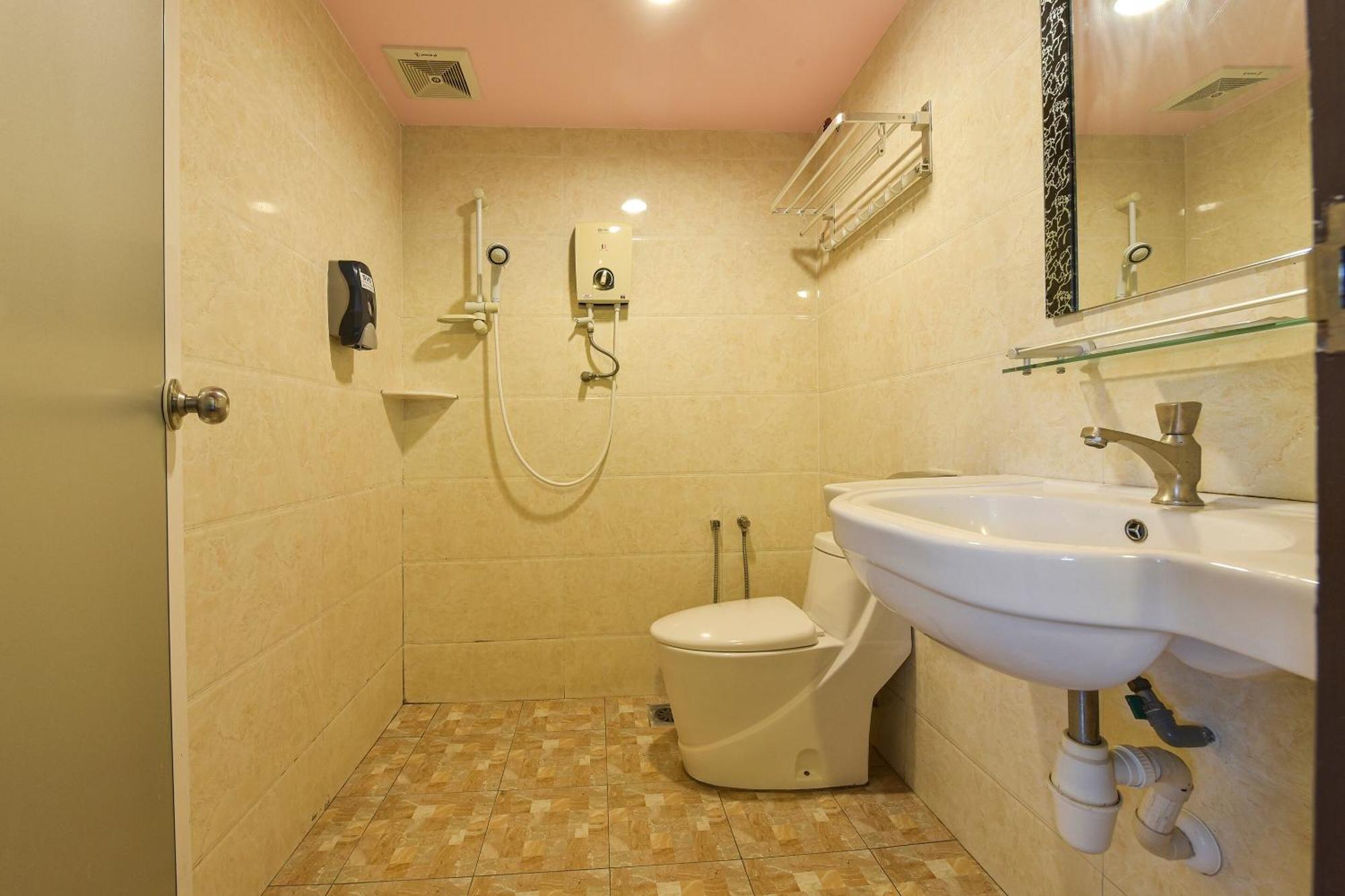 Grand Ct Hotel 2* Malacca