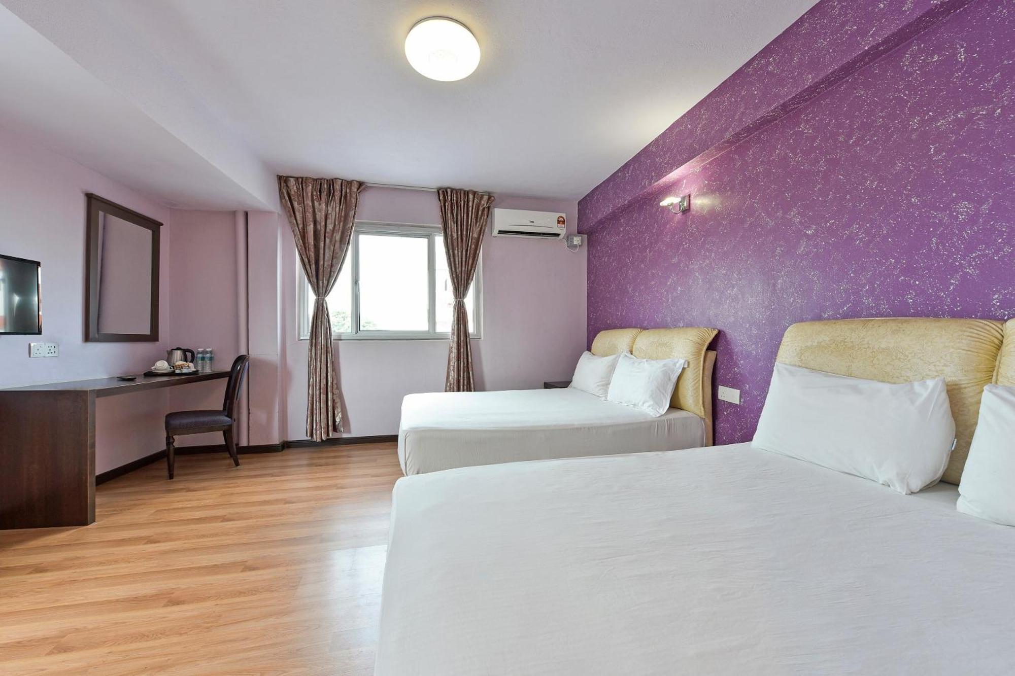 Grand Ct Hotel