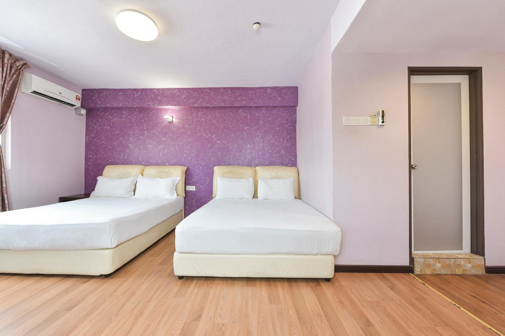 Hotel Grand Ct Hotel 2*