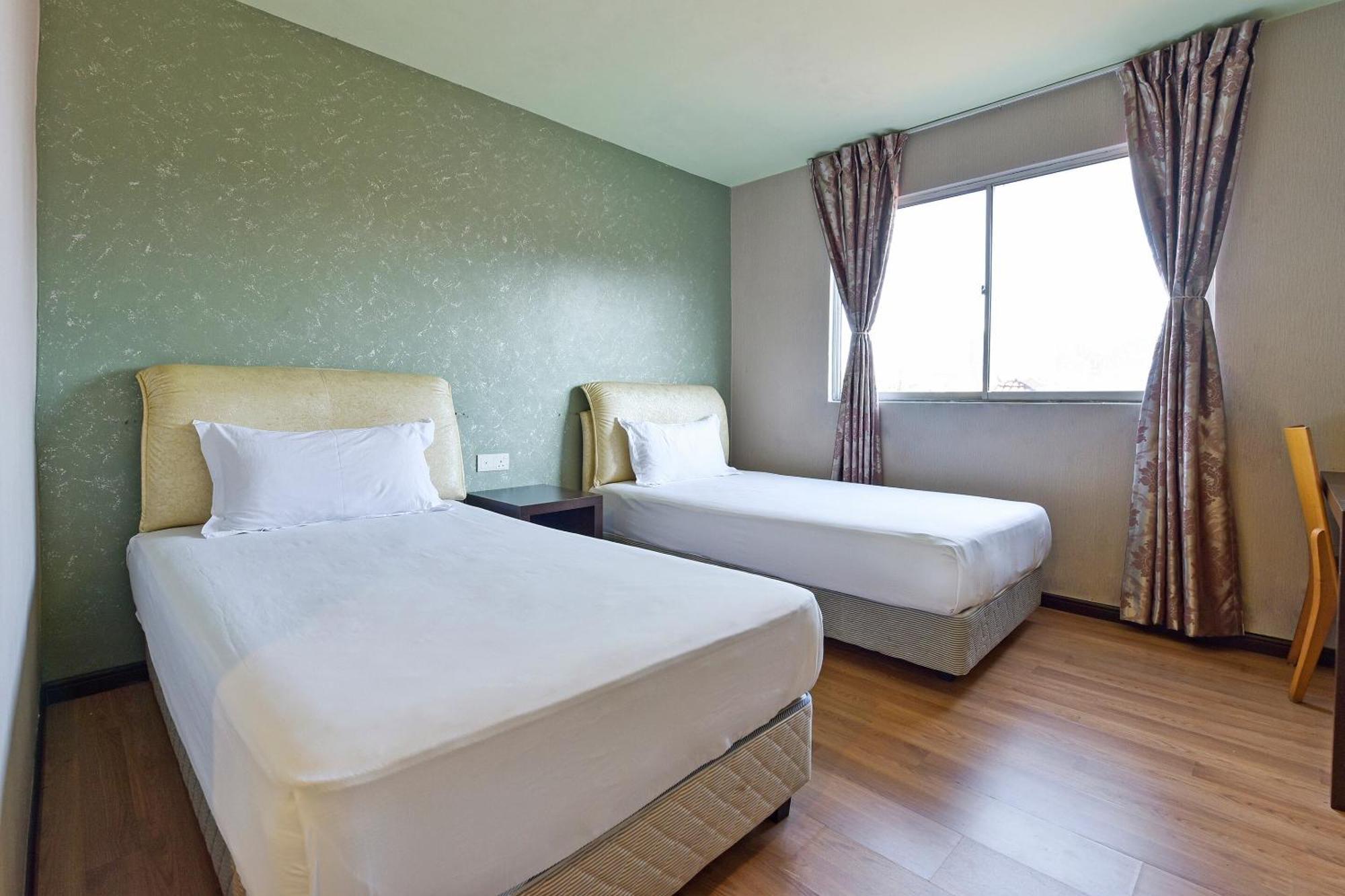 Grand Ct Hotel Hotel 2*