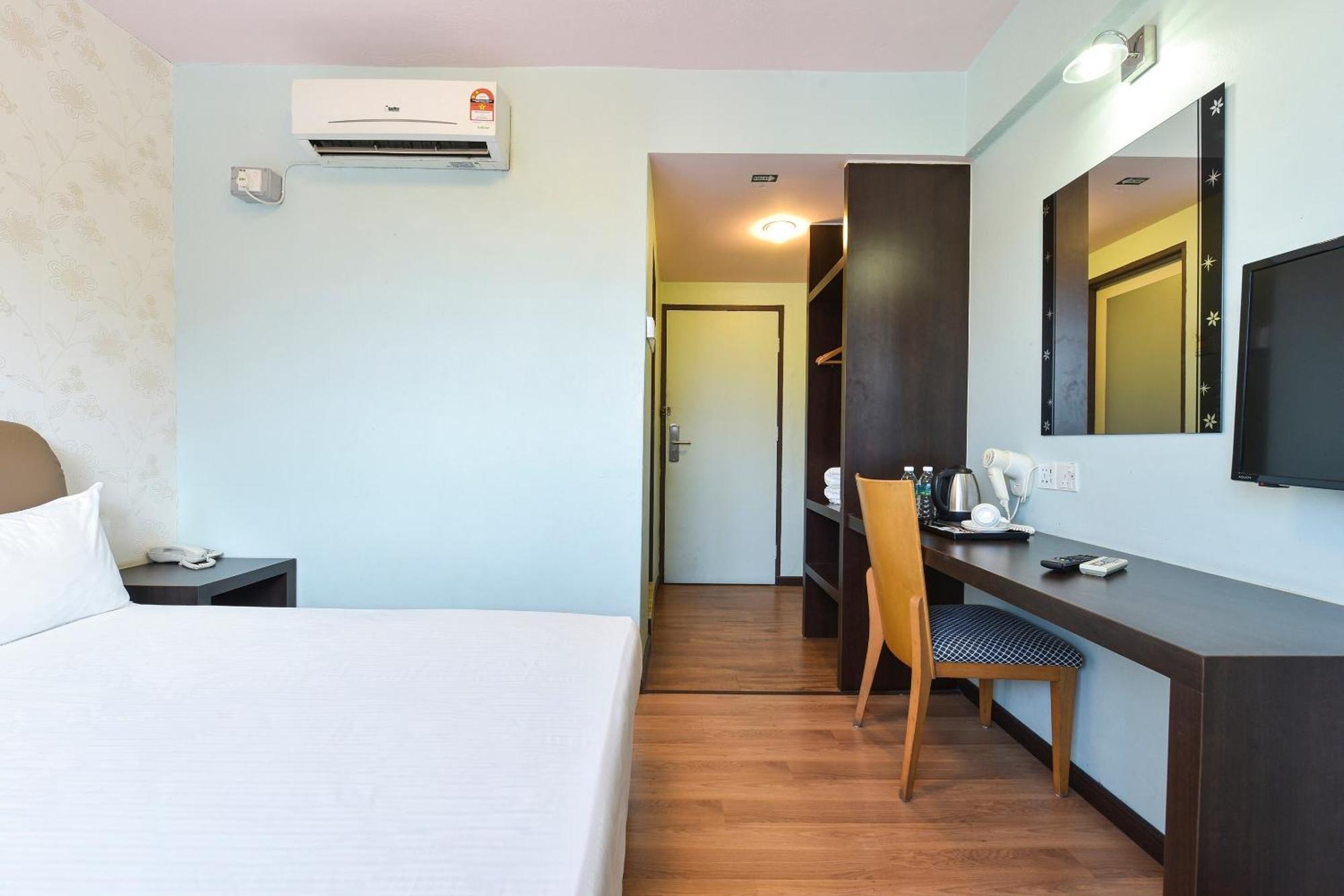 Grand Ct Hotel Hotel