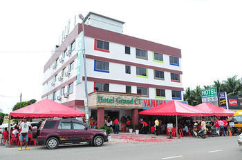Grand Ct Hotel 2*