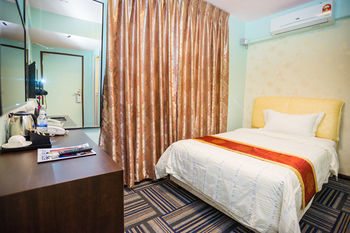Grand Ct Hotel Hotel