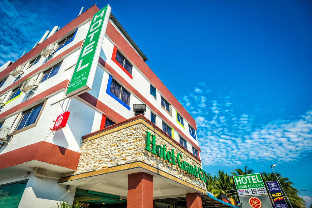 Grand Ct Hotel 2* Malacca